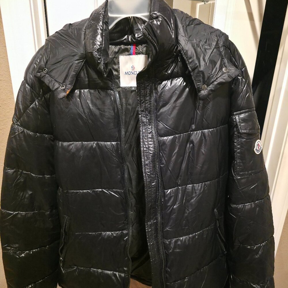 Brand New Moncler Puffer Jacket XL